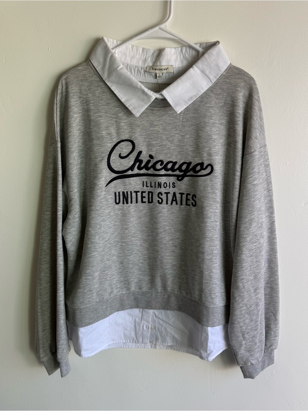 Francesca’s Grey Chicago White Collar Layered Sweatshirt Size Large